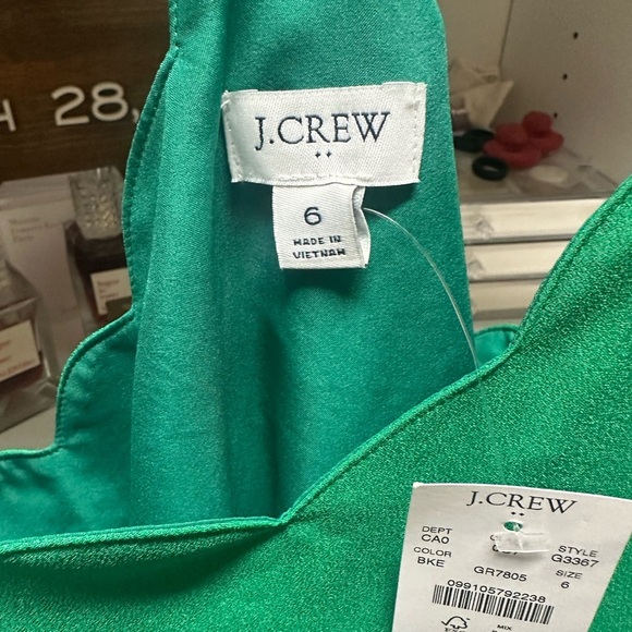 J Crew Factory Green Scalloped Camisole Top - Picture 5 of 6